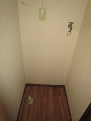 【設備】 | ルミエール | 洗濯機置場
