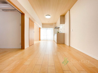 【居間・リビング】 | 給田南住宅2号棟 | リビングダイニングキッチン　当日のご見学、可能です！お気軽にお問い合わせください！※0120-133-468