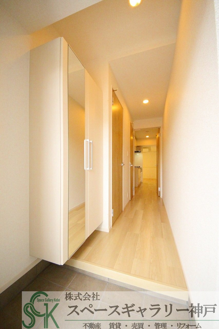 ネオ・グランブルの玄関|※お部屋により仕様が異なる場合があります※