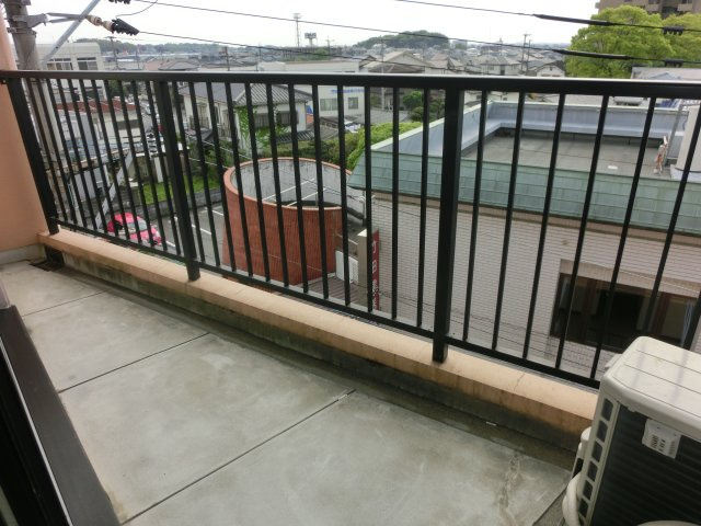 ベア・シャトーのバルコニー|同物件、別部屋写真