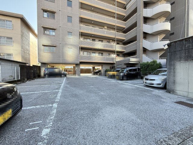 響水館の駐車場