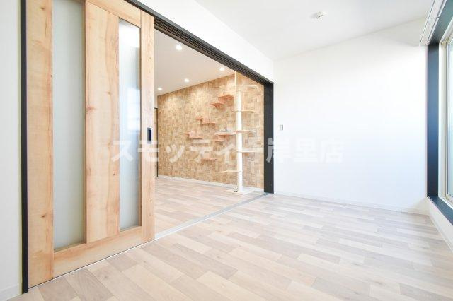 Mew Style Apartmentsの洋室