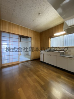 【居間・リビング】 | 　寝屋川市河北中町連棟住宅 | 使いやすいキッチンスペースです