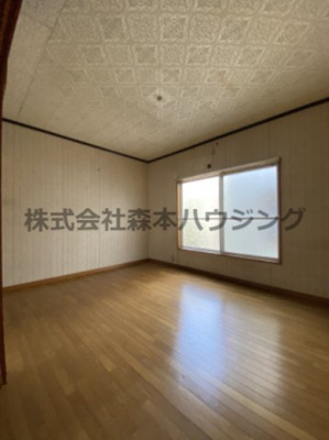 【洋室】 | 　寝屋川市河北中町連棟住宅 | 広々とした洋室です