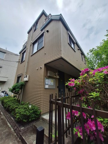 クレストコートの外観