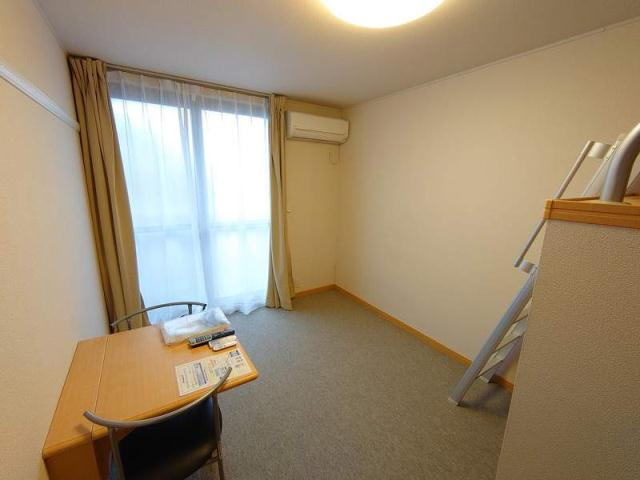 レオパレスエターナルⅠの寝室