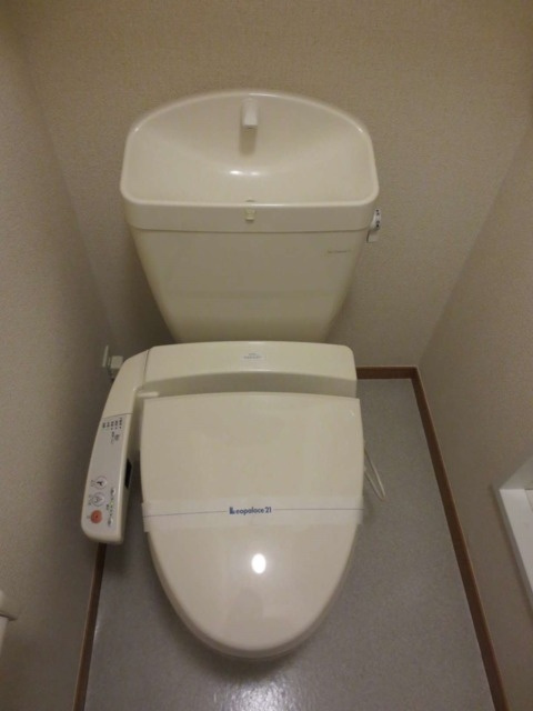 レオパレスシティーFのトイレ