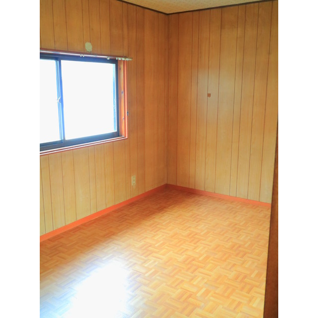 岐阜市鏡島東１丁目の一戸建ての居間・リビング|２階洋室(６帖)