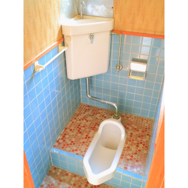 岐阜市鏡島の一戸建てのトイレ