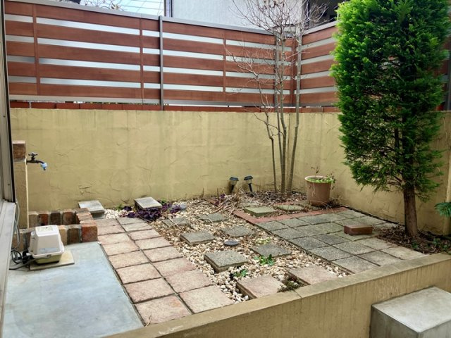 相模町戸建の庭