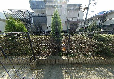 ラ・ユーミン松ノ浜のバルコニー|お庭でゆったりと過ごせます