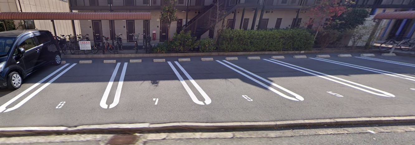 ラ・ユーミン松ノ浜の駐車場|駐車場完備です