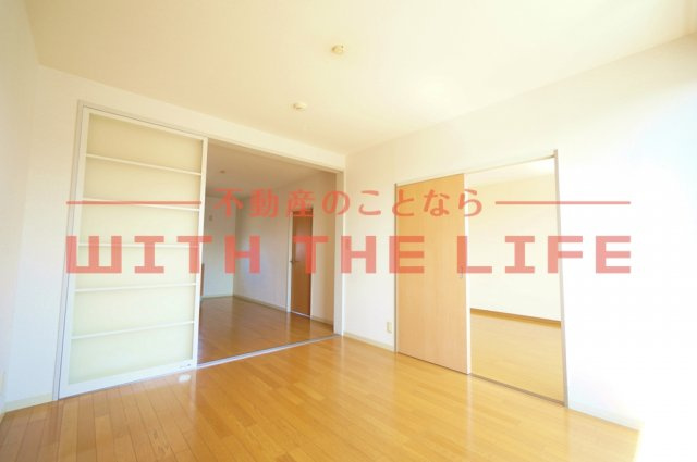 ファミールハイツこもりの【キャッシュバック対象物件】の洋室|個人の部屋や寝室として使える洋室です