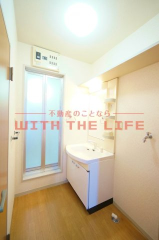 ファミールハイツこもりの【キャッシュバック対象物件】の洗面所|使いやすい洗面所です