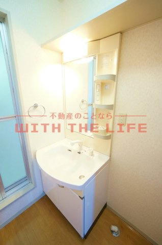 ファミールハイツこもりの【キャッシュバック対象物件】の独立洗面台|独立洗面台で身支度をすべて済ませてしまいましょう