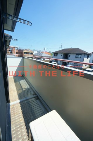 ファミールハイツこもりの【キャッシュバック対象物件】のバルコニー|バルコニー付きです
