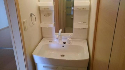 【洗面所】 | ノイ・フリーデＢ