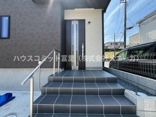 成田市橋賀台Ⅳ　１号棟　新築戸建て　全2棟　のエントランス