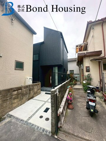 大容量のWIC 閑静な住宅地　千鳥が丘　限定1棟の外観