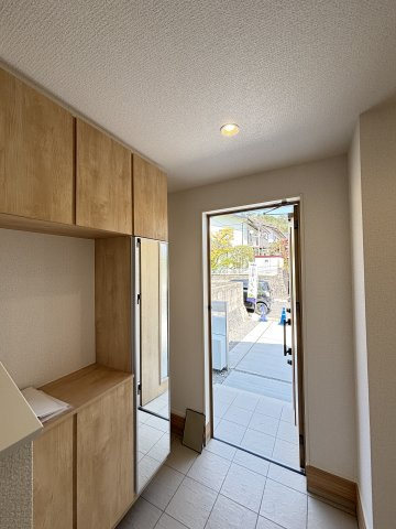 新築戸建　あさひが丘７丁目（No.2／No.2)の玄関