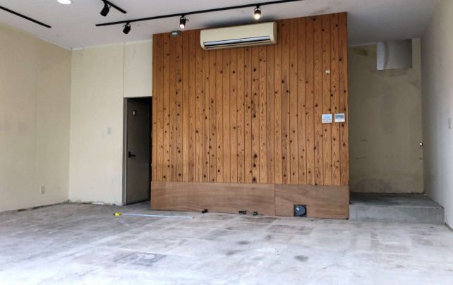 守山市水保町の店舗一部の内装