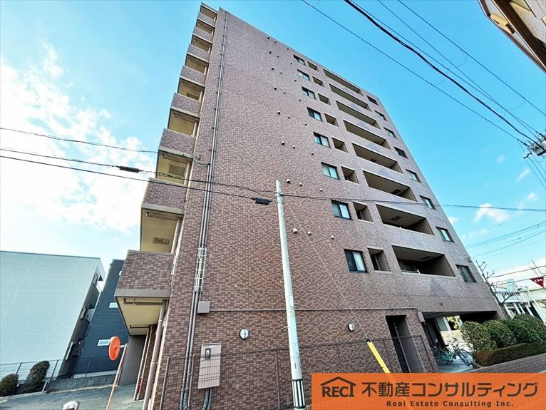 エンゼルクレッセ甲子園の外観