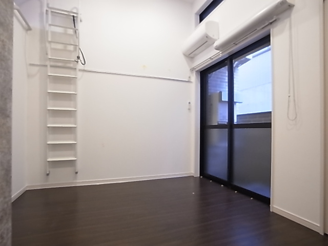 神戸市兵庫区北逆瀬川町のアパート