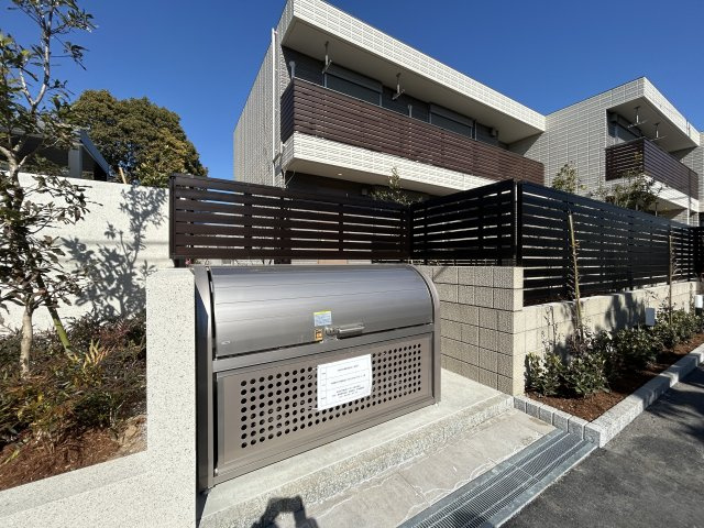 ＢＯＲＩＫＩいちかわ須和田ＥＡＳＴのその他共用部分|敷地内ごみストッカー