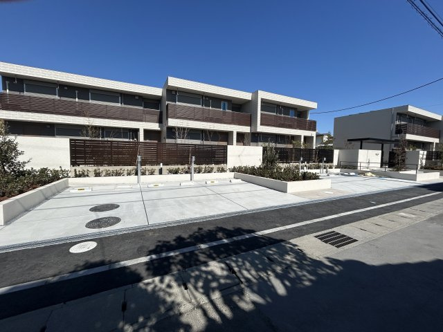 ＢＯＲＩＫＩいちかわ須和田ＥＡＳＴの駐車場|★新築★子育て共感コンセプト