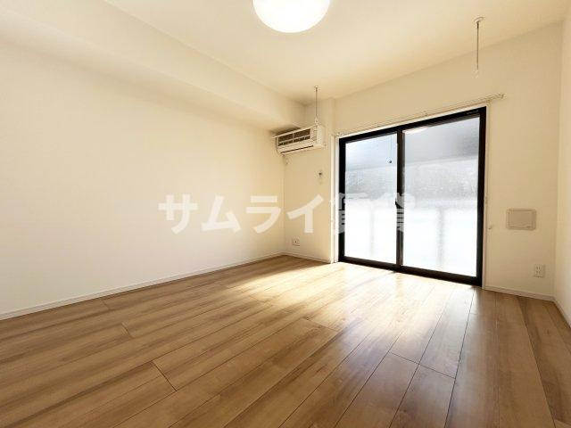 パインテール千成の内装