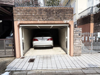 【駐車場】 | 桂坂 大枝北沓掛町五丁目一戸建
