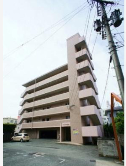 イーストハイツ高崎の外観