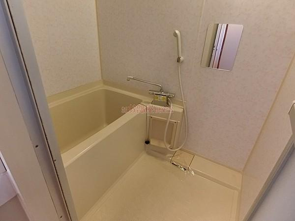 イーストハイツ高崎の浴室