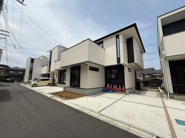 ウイングスカイ南大塚未入居戸建　全10棟の前面道路含む現地写真