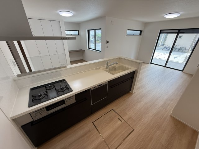 ウイングスカイ南大塚未入居戸建　全10棟のキッチン