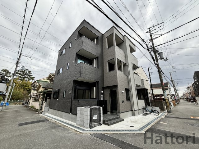 フェアリー服部天神の外観