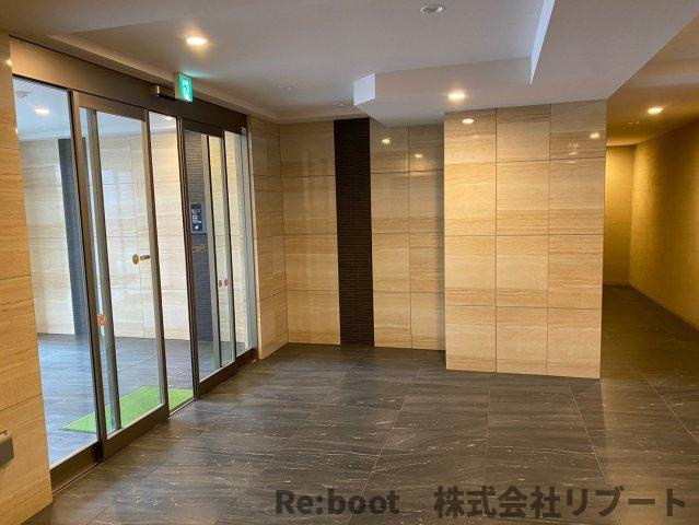 LIME RESIDENCE HIGASHINAKAYAMA のロビー