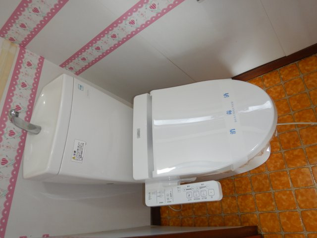武蔵嵐山中古住宅（オーナーチェンジ）のトイレ
