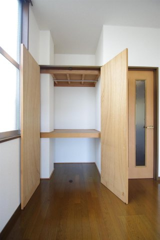 熊本市中央区新屋敷３丁目の賃貸マンションの収納