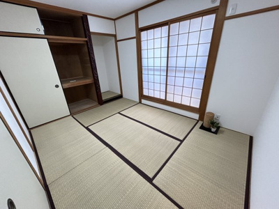 【和室】 | 愛宕山中古戸建 | 柔らかい畳が心地よい和室