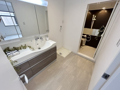 【独立洗面台】 | 愛宕山中古戸建 | 使いやすい独立洗面台です