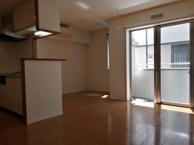 【居間・リビング】 | ファーストレジデンス白楽