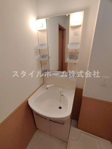 ソレイユ北島　Aの独立洗面台|別部屋写真です。