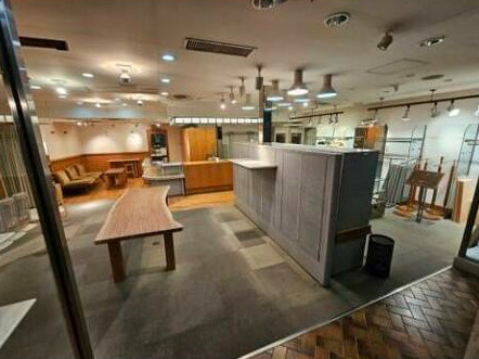 日之出通り商店街　路面店舗の内装|きれいな内装です