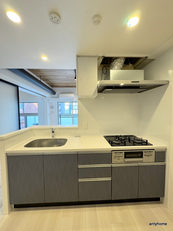 アーバネックス天満橋South　仲介手数料無料のキッチン