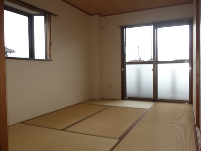 ルミエールＳＡＴＯＨの子供部屋