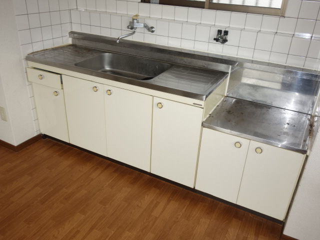 ルミエールＳＡＴＯＨのキッチン