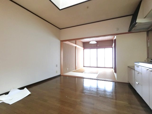 【居間・リビング】