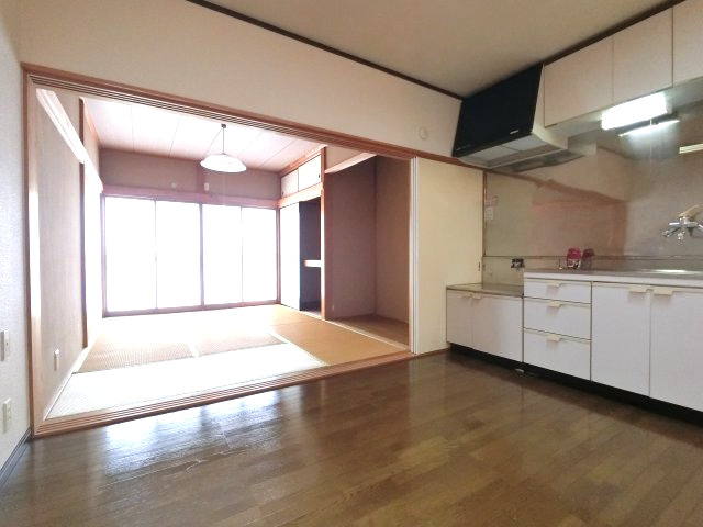 【居間・リビング】