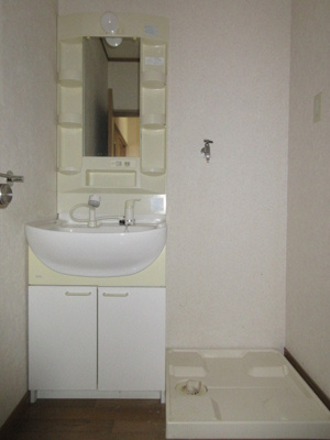  | ロイヤルハイツ春日